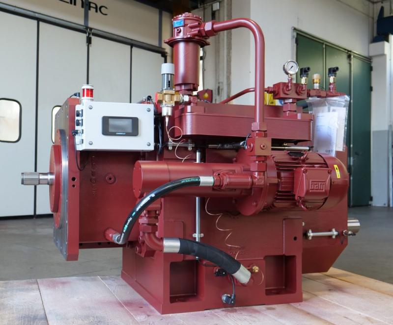 Gearboxes for co-rotating twin-screw extruders