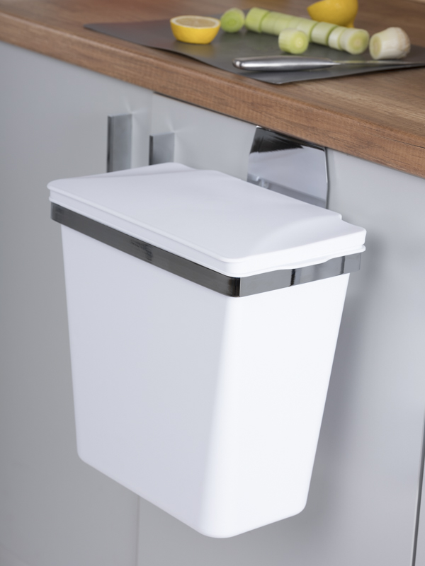 WASTE BINS	D
