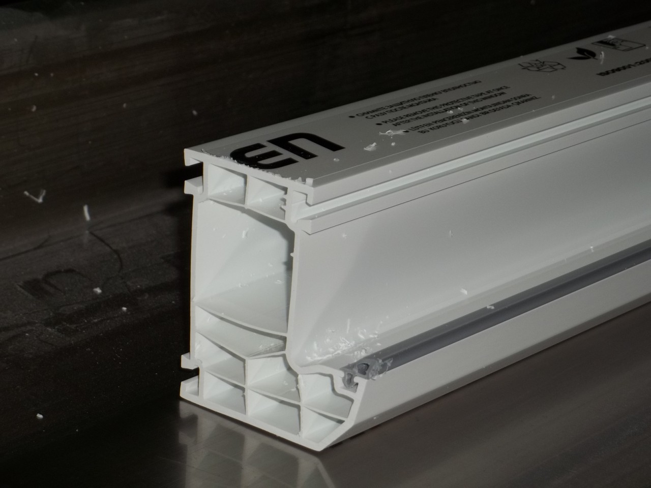 PVC KAPI VE PENCERE PROFILERİ