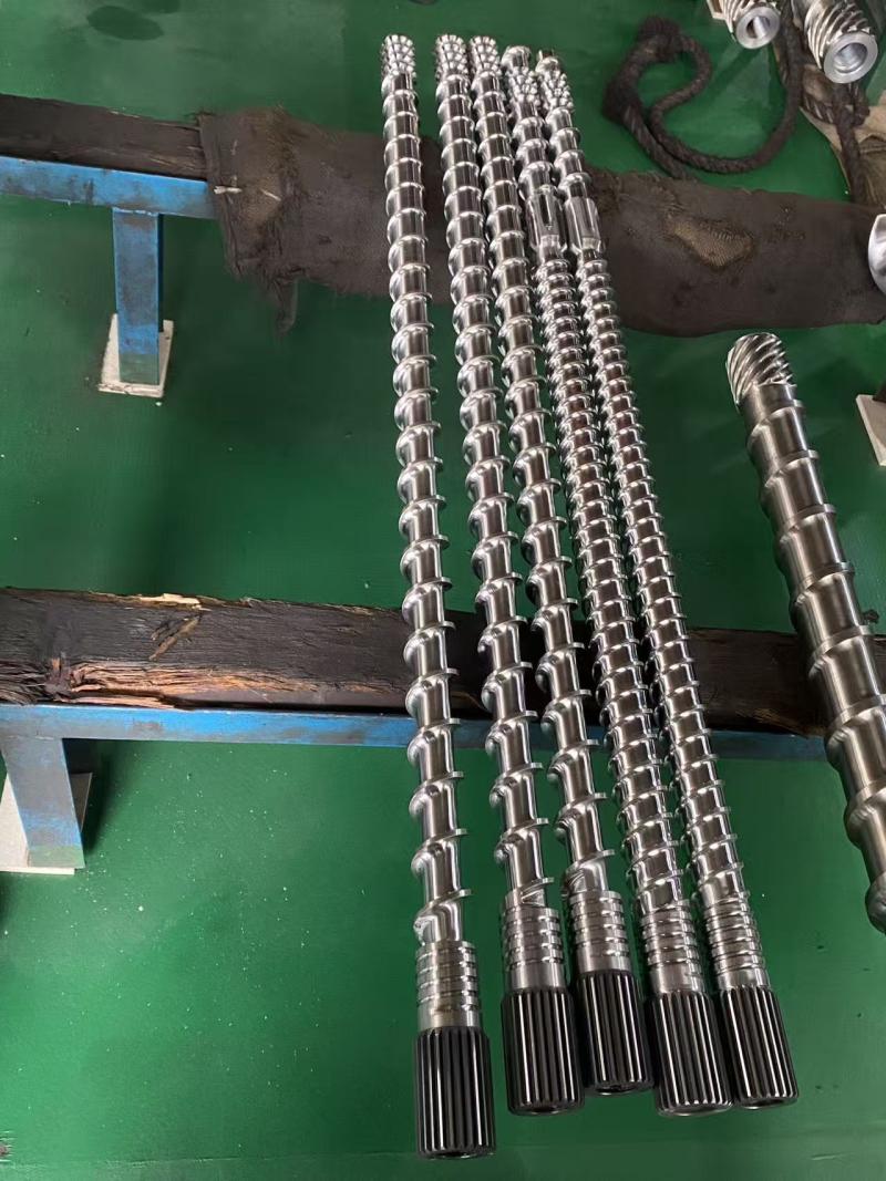 bimetallic screw and barrel for extruder