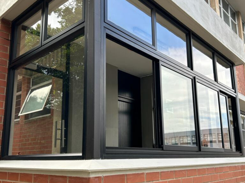 aluminum casement window