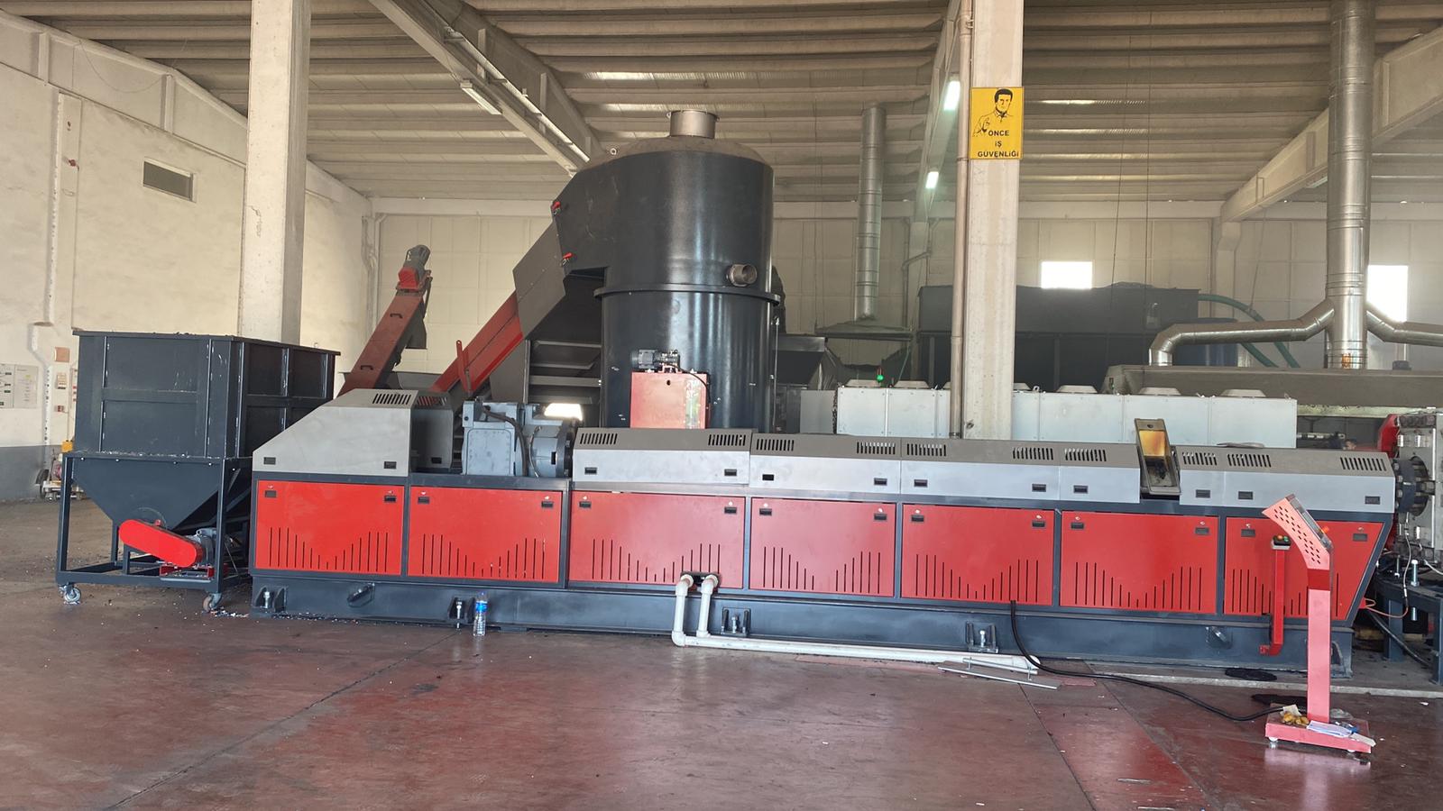 COMPACT EXTRUDER LINE