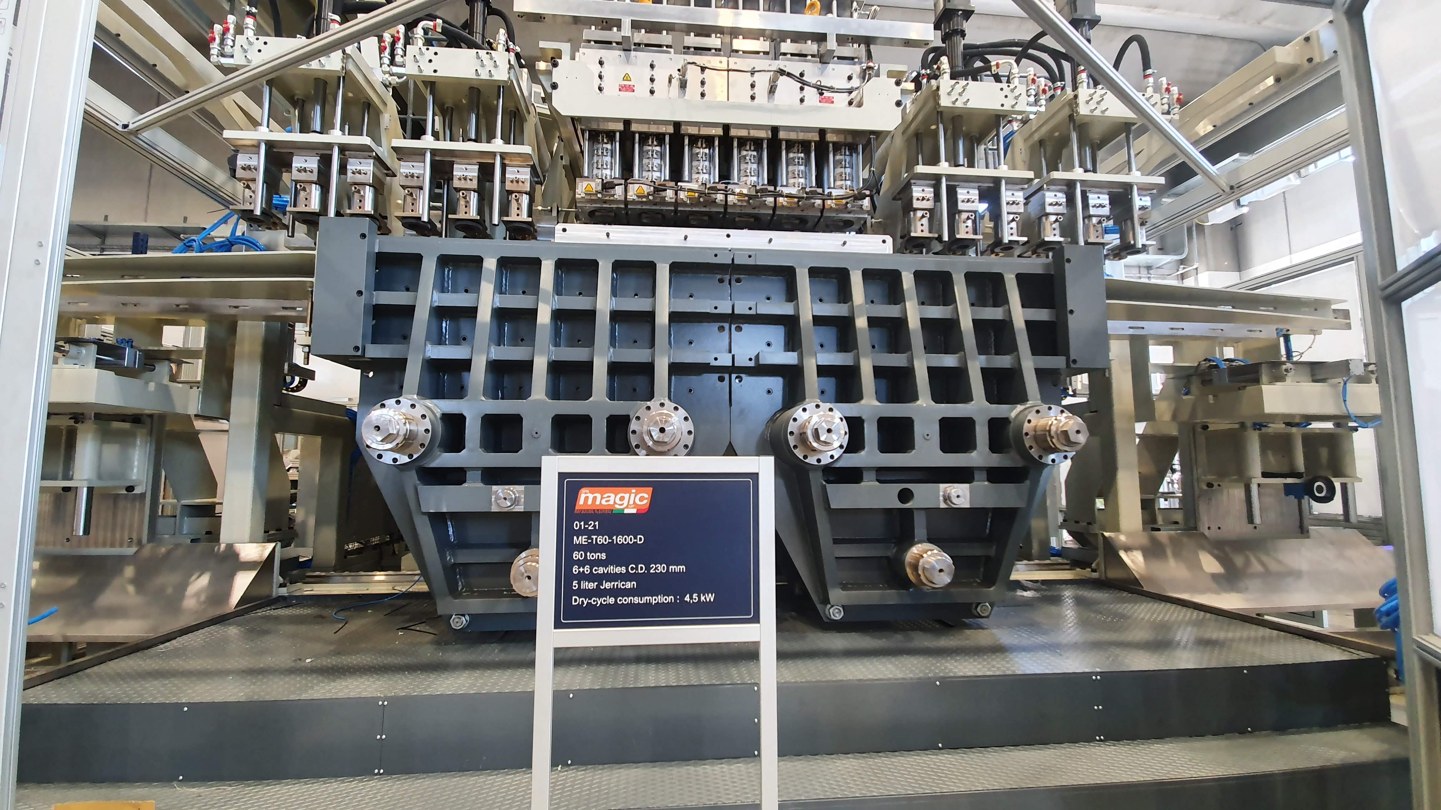 MAGIC MP FULL ELECTRIC ŞİŞİRME MAKİNESİ