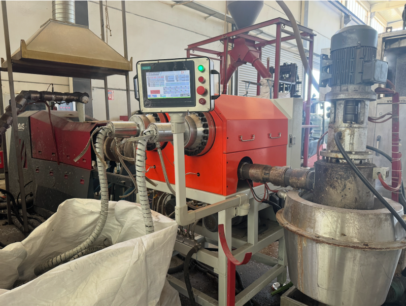 Automatic Laser Filter Machine