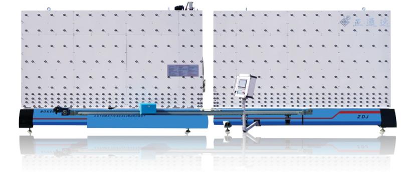 Automatic silicone sealant sealing robot