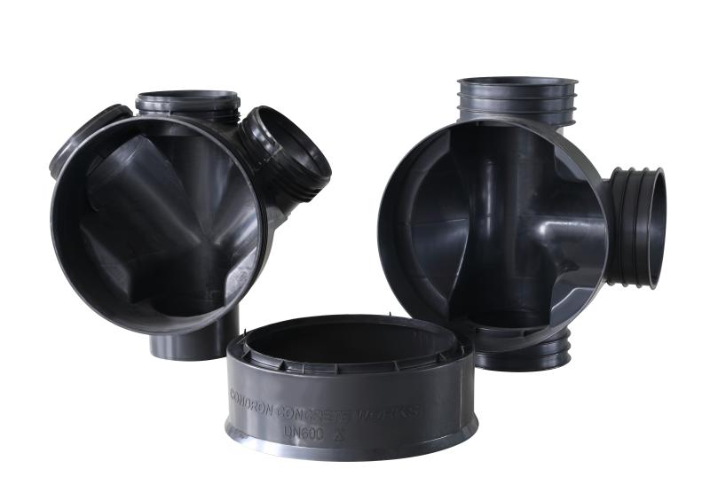 Plastic injection mould