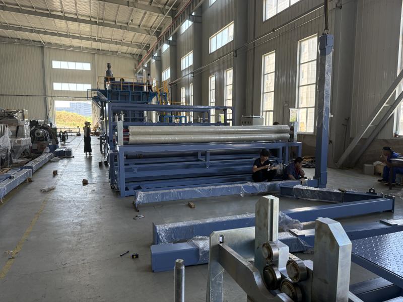 2/4m Geotekstil üretim hattı ile lamine edilmiş drenaj ağı