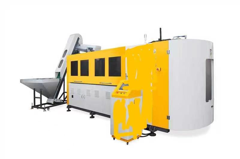 Üfleme kalıplama makinesi