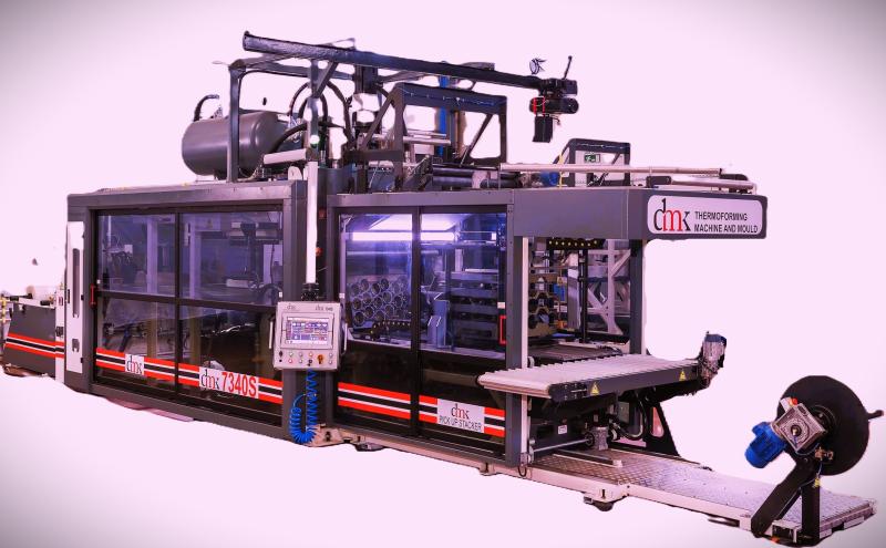 THERMOFORM MACHINE AND MOLDS