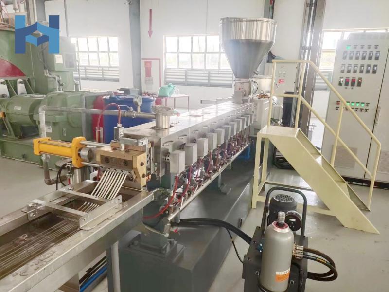 Elastomer ayakkabı malzemesi için HTE50 çift vidalı ekstruder