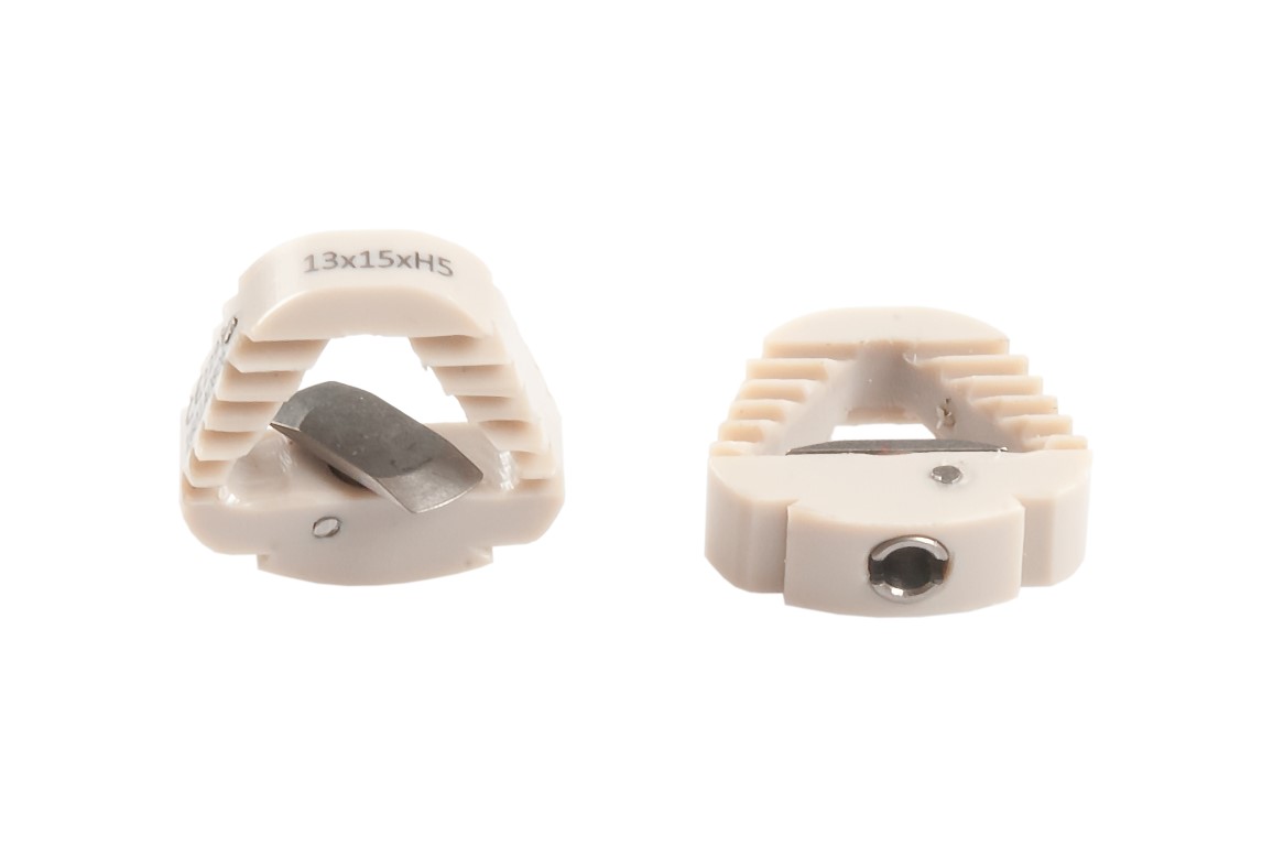 SERVIKAL PEEK KAFES SİSTEM