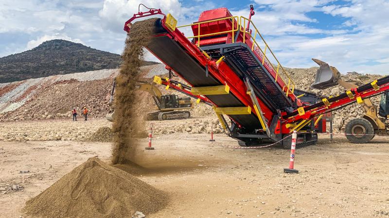 BPE103 MOBILE VIBRATING SCREEN