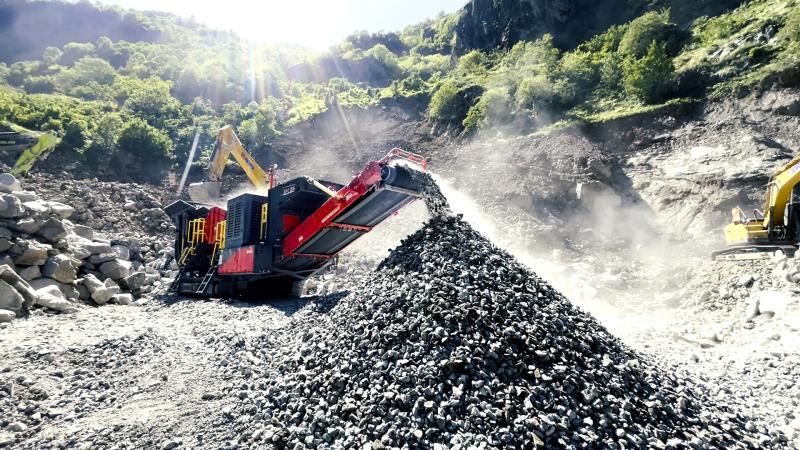 BPJ106 MOBİL PALETLİ ÇENELİ KIRICI