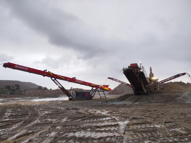 BPB 200 MOBİL PALETLİ MOBİL BANT