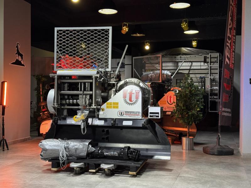 TOMRUK ÇEKİCİ VİNÇ