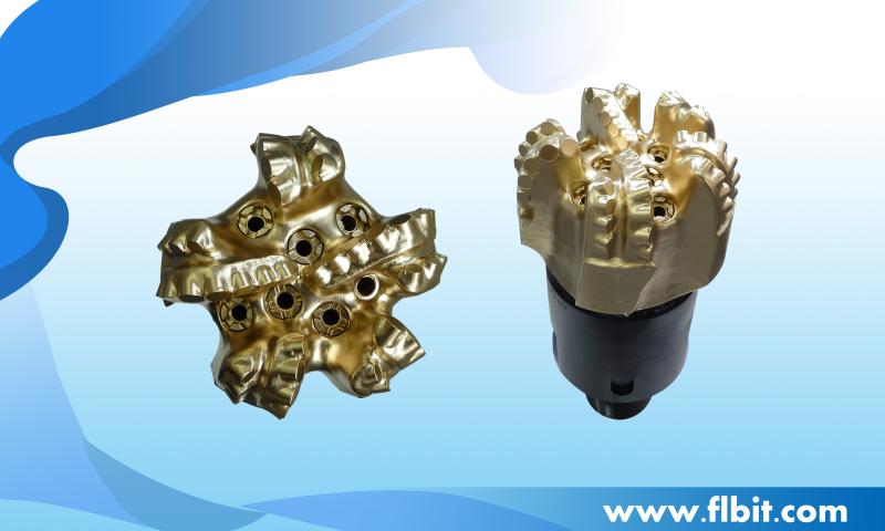 PDC bit