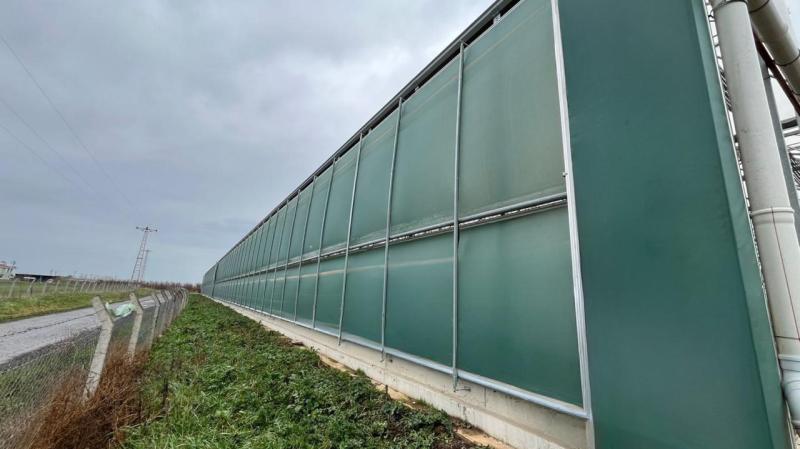 Barn curtain systems