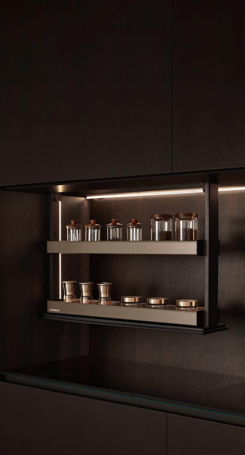 Wall cabinet lift system