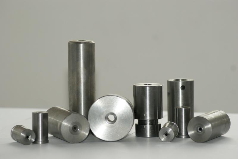 Sert metal kalıplar