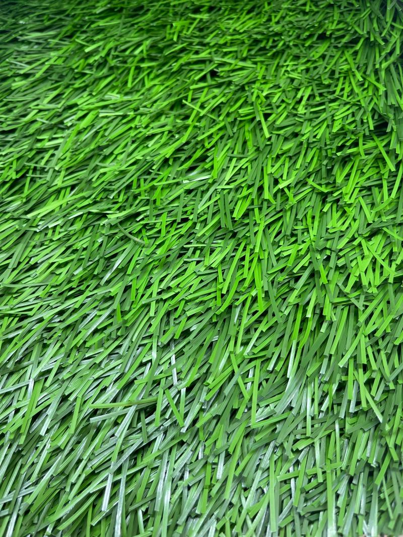 ARTIFICIAL GRASS CARPET